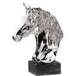 figura-busto-caballo-plata-3096