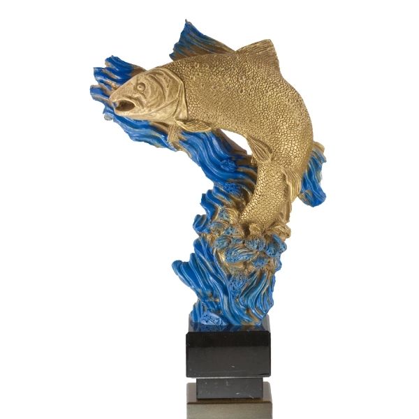 Figura de pez dorada